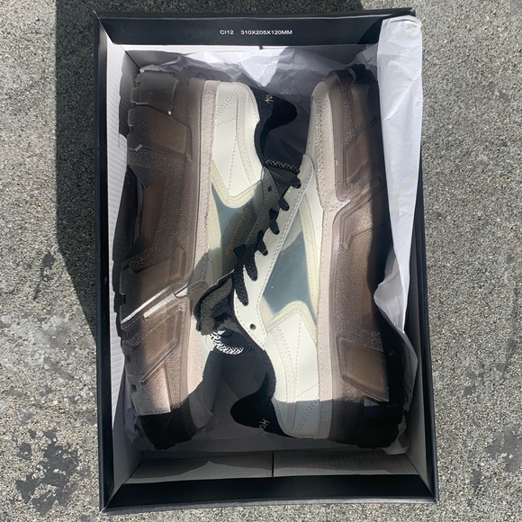 B&W Cardi B x Reebok sneakers. Perfect condition! - Picture 3 of 6